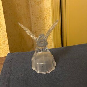 vintage retired  Cristal d'Arques Dove  in flight full lead  6in tall wing span